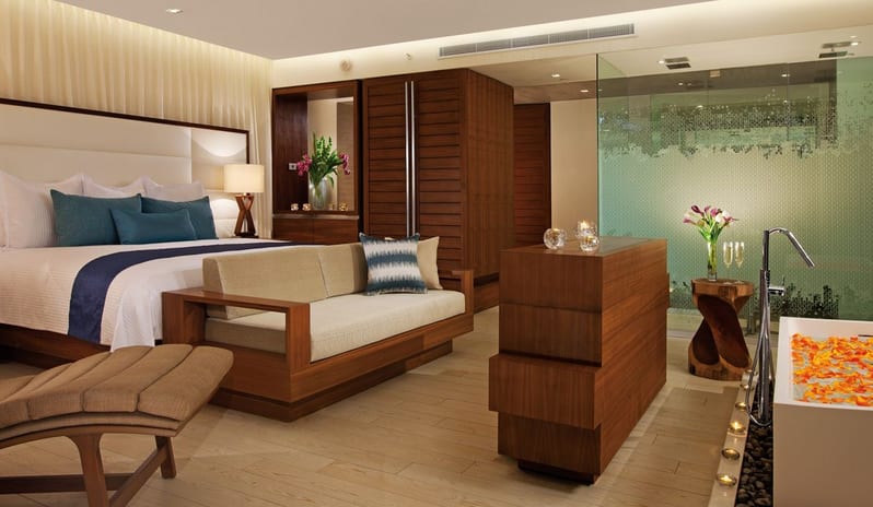 Secrets The Vine-Preferred Club Honeymoon Suite Ocean View 2_5992